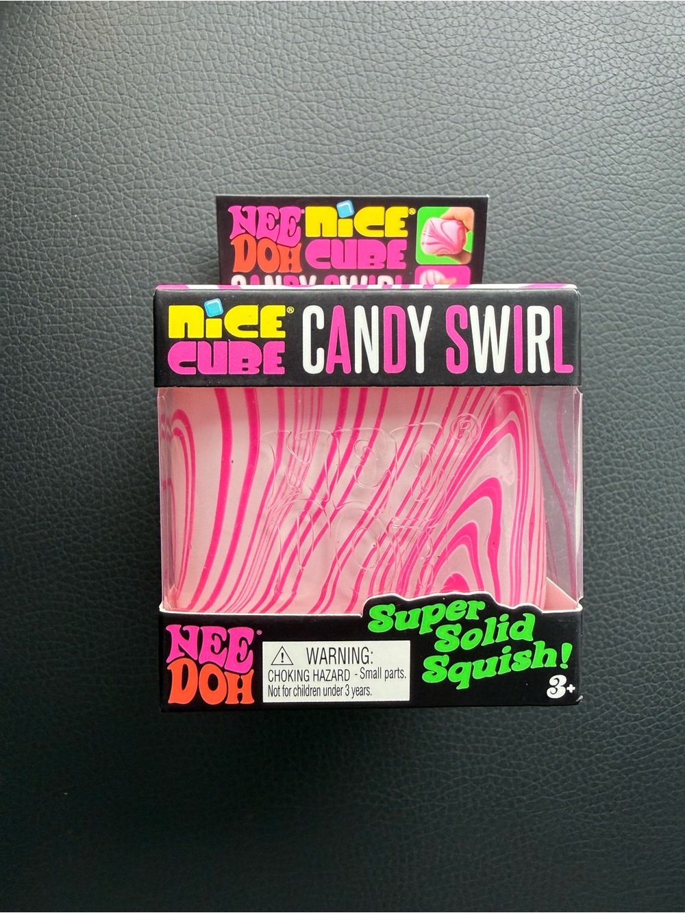 NeeDoh! Candy Swirl Super Solid Squish - Pink